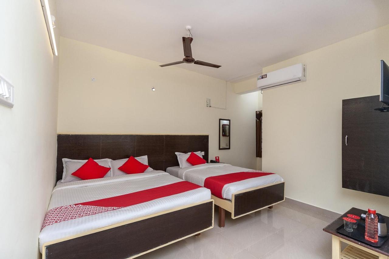 Oyo Hotel Sannidhi Residency Tirupati Zewnętrze zdjęcie