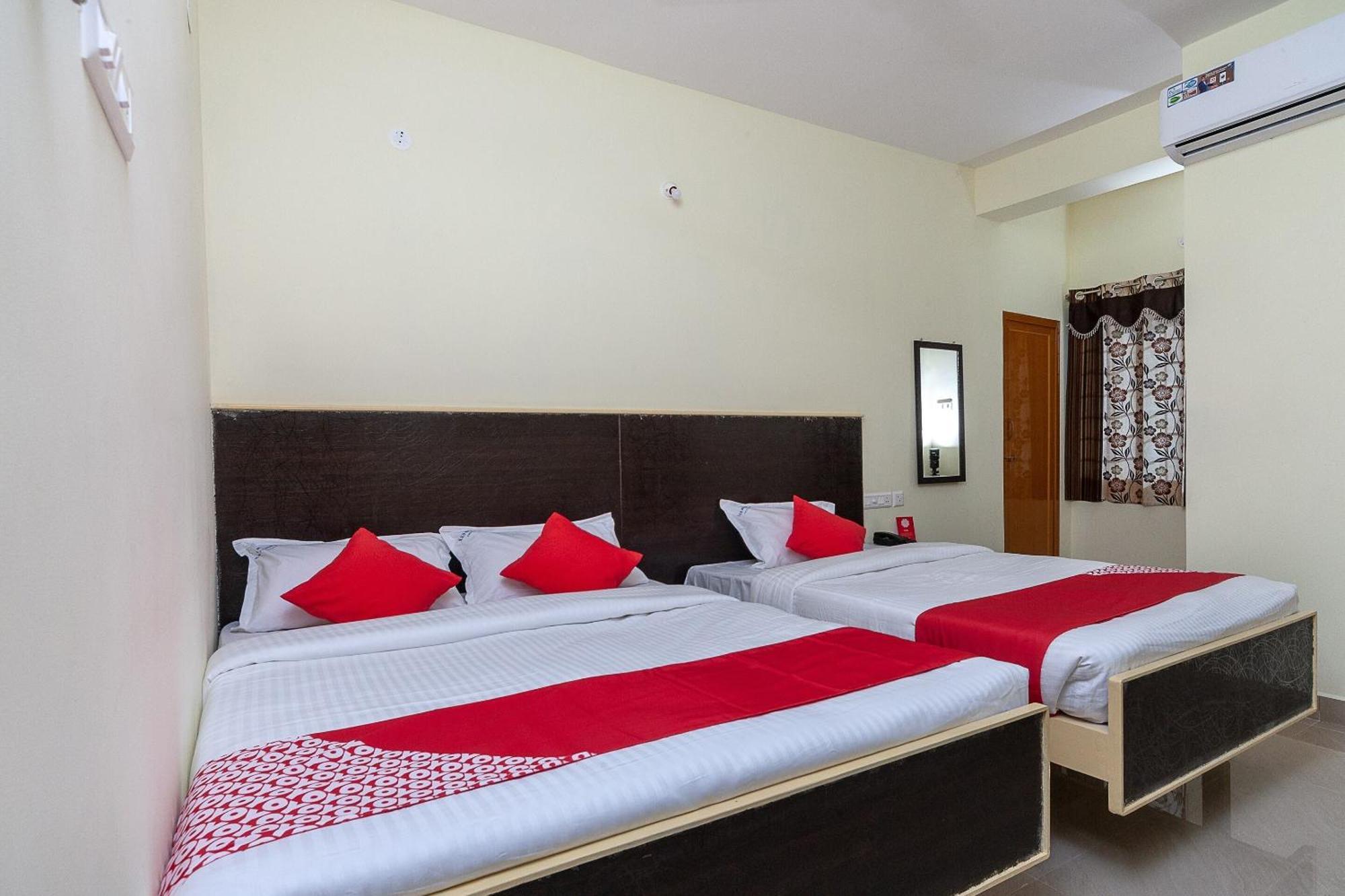 Oyo Hotel Sannidhi Residency Tirupati Zewnętrze zdjęcie